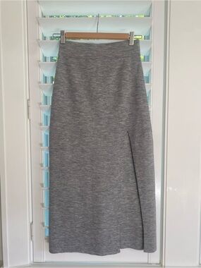Wilfred Aritzia 85% Wool Knit Midi Skirt - Classic Women’s Skirt